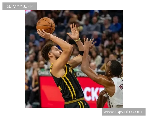 骑士与勇士的总冠军对决历史回顾与精彩瞬间盘点