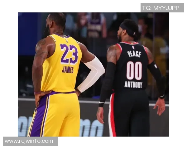 火箭队与雄鹿队激战正酣精彩直播尽在眼前不容错过